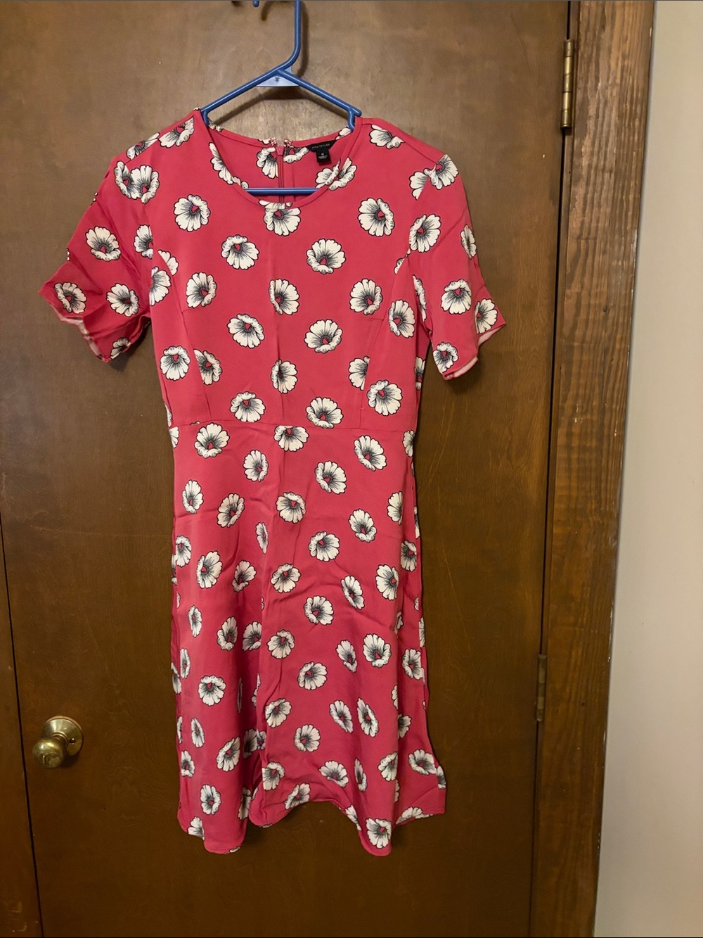 Ann Taylor Red Floral Short Sleeve Mini Dress